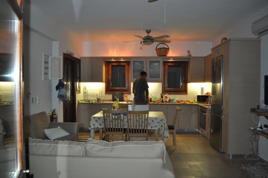 Poli Home Ставрос Экстерьер фото